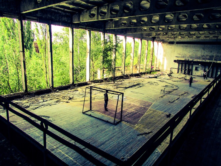 Håndballmålene står fortsatt inne i idrettshallen.