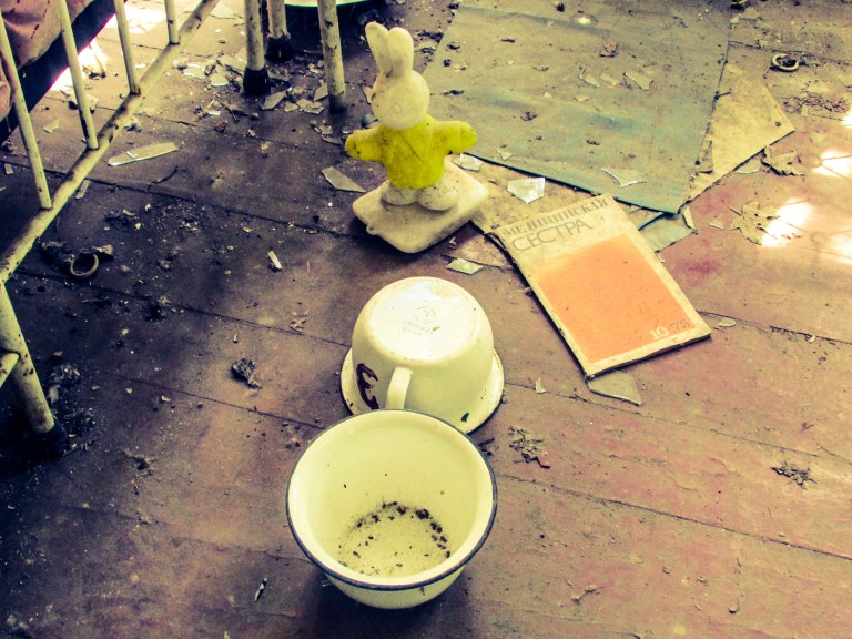 To tissepotter klare til bruk.