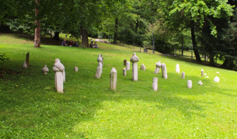 1533CA8C-1574-432A-9F8C-05E0A080F065